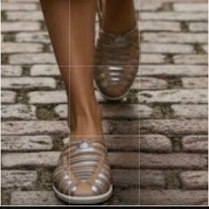 capa de ozono huaraches sandals women’s shoes 8 brown silver‎ slip on flats